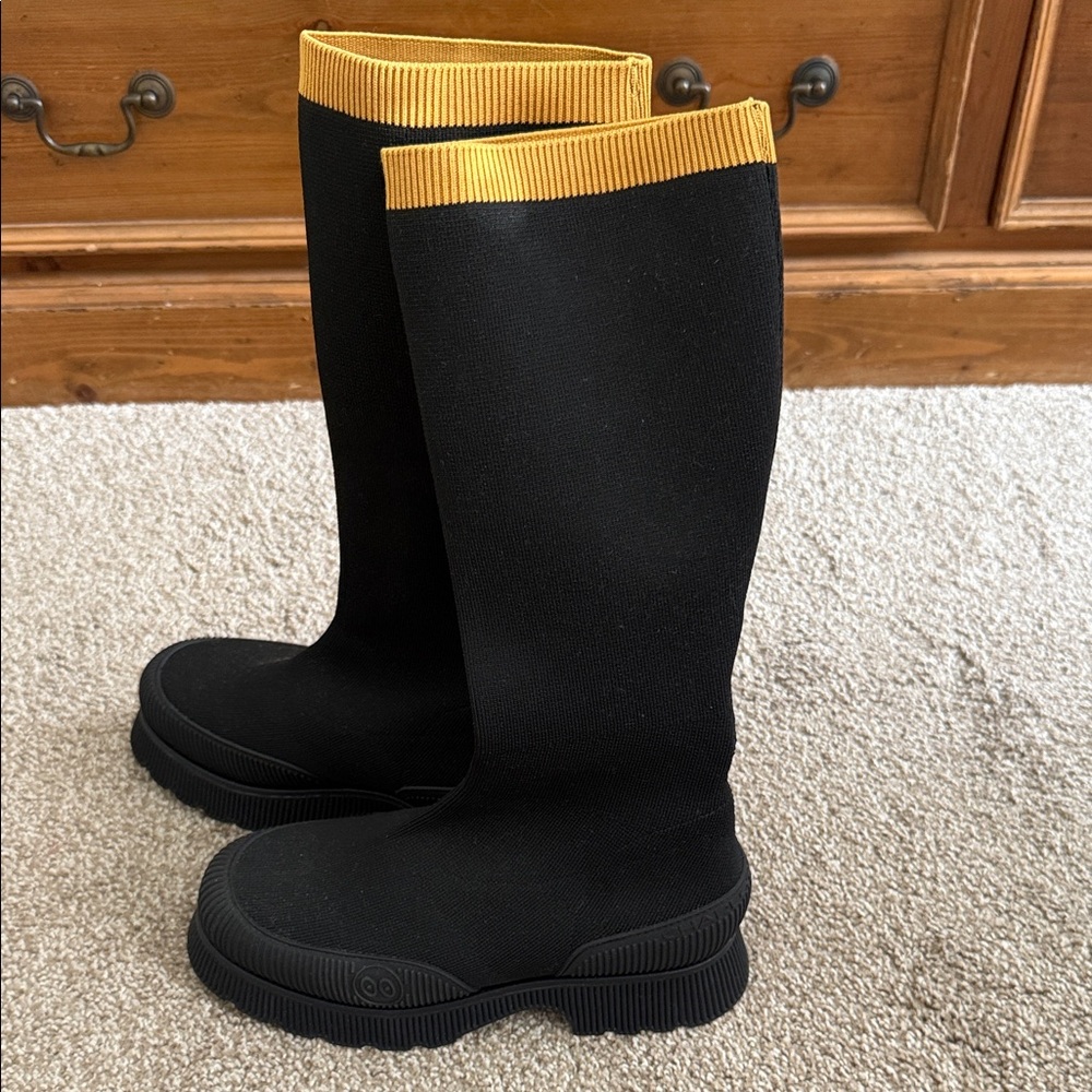 Charlotte Stone tall boots Black with mustard yellow trim Women’s size 9 NEW
